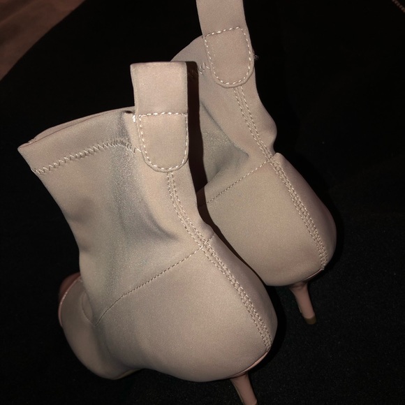 🎉🥳 #HP🥳🎉 Nanette Lepore Cap Toe Ankle Booties - Picture 6 of 7